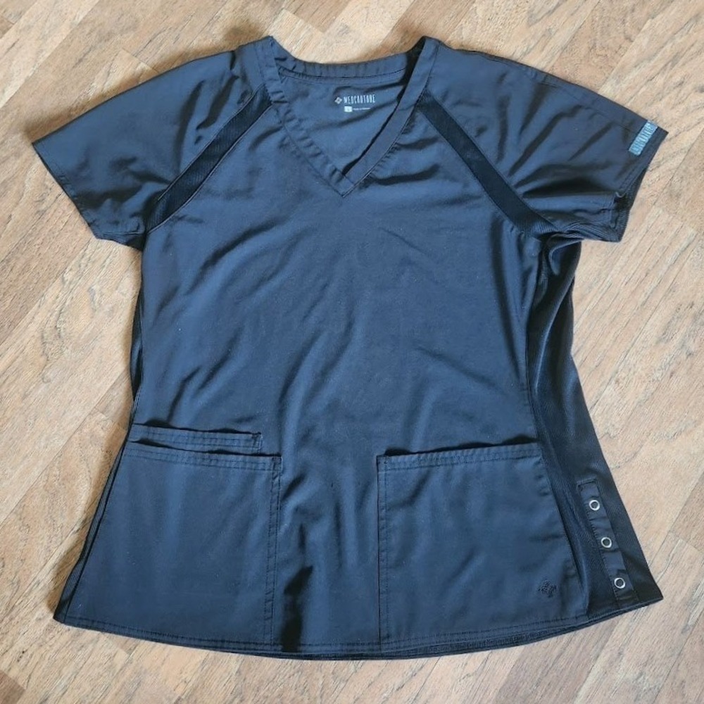 Med Couture Activate Black V-Neck Scrub Top Mesh Side Panels Womens Large 320